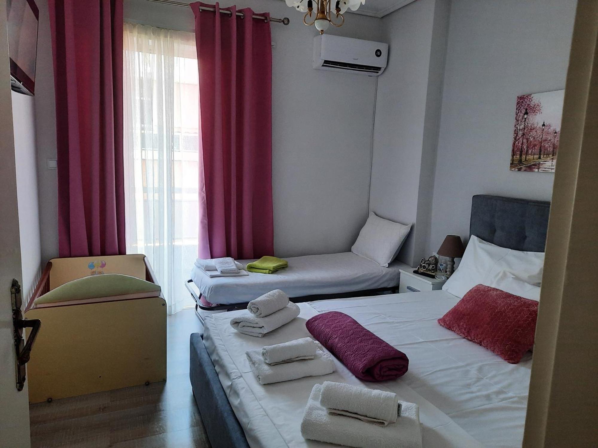 Villys Apartment Каламата Экстерьер фото